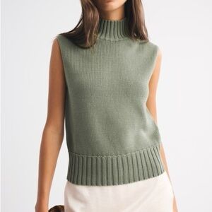 Abercrombie mockneck sweater tank